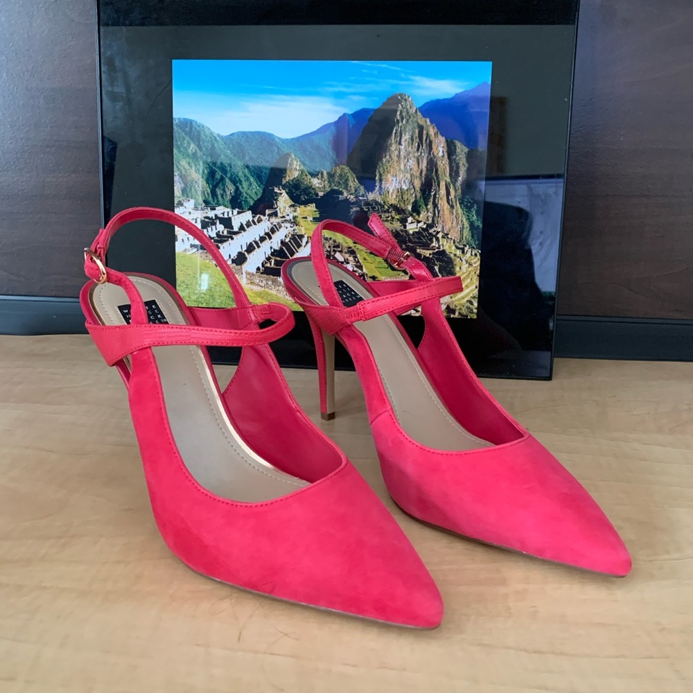 White House Black Market / WHBM Shoes